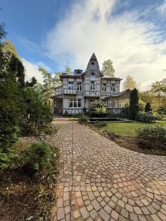 Дом в Санкт-Петербург пос. Песочный, Первомайская ул., 8 (250 м) - Фото 1