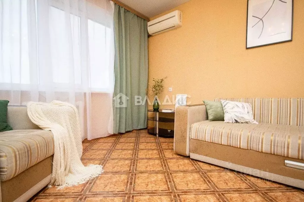 2-к кв. Саратовская область, Балаково ул. Свердлова, 5 (51.4 м) - Фото 1