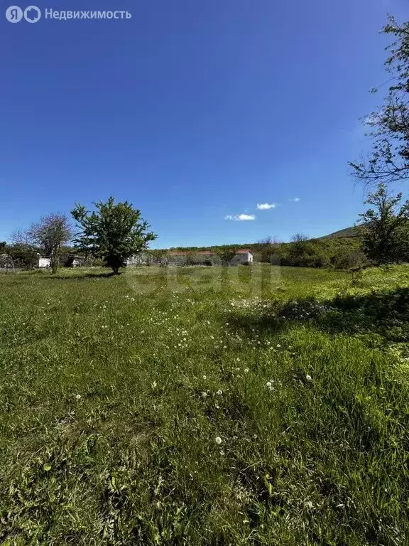 Участок в село Земляничное, Заречная улица (16 м) - Фото 1