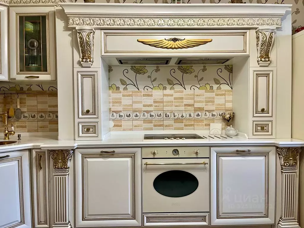 2-к кв. Свердловская область, Екатеринбург ул. Парниковая, 3А (65.0 м) - Фото 1