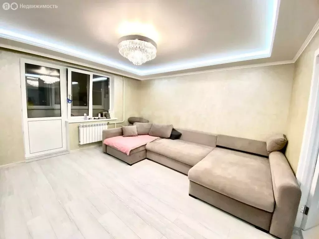 3-комнатная квартира: Серпухов, улица Войкова, 34 (73.2 м) - Фото 1