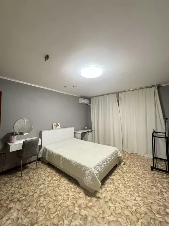 2-к кв. Татарстан, Казань Привокзальная ул., 50 (65.7 м) - Фото 1