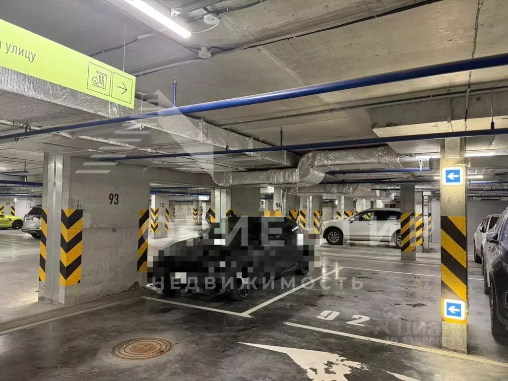 Гараж в Свердловская область, Екатеринбург ул. Азина, 31 (28 м) - Фото 1