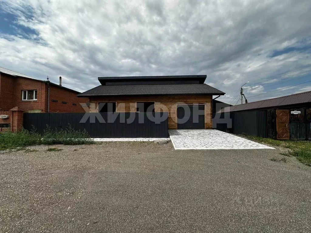 Дом в Хакасия, Абакан Кольцевая ул., 46А (108 м) - Фото 1