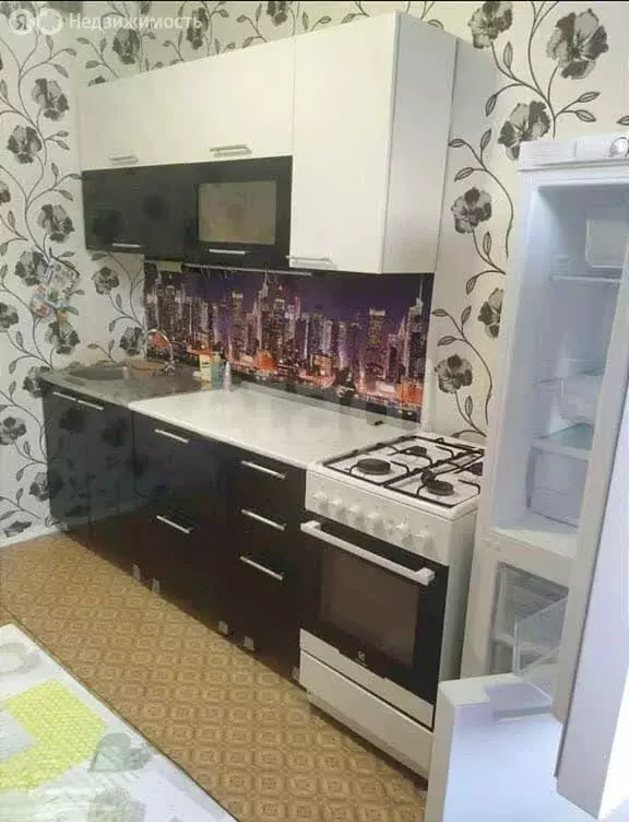 2-комнатная квартира: Стерлитамак, улица Артёма, 143 (50.5 м) - Фото 0