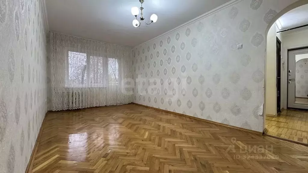 2-к кв. Адыгея, Майкоп Депутатская ул., 2 (52.1 м) - Фото 1