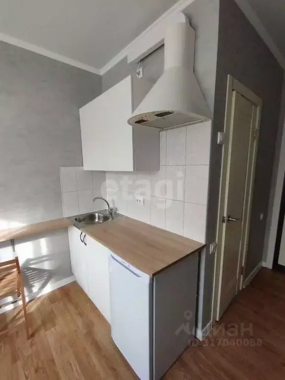 2-к кв. Белгородская область, Белгород ул. Макаренко, 40 (35.8 м) - Фото 0