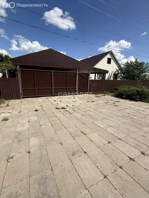 Дом в посёлок городского типа Уруссу, улица Ахунова, 42 (68.5 м) - Фото 1