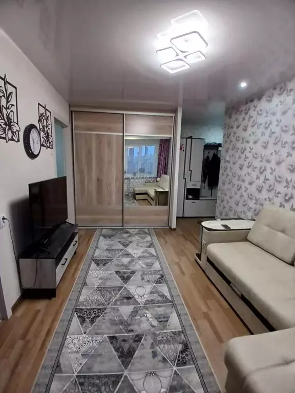 Квартира, 3 комнаты, 49 м - Фото 1