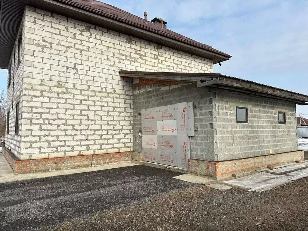 Коттедж в Белгородская область, Старооскольский городской округ, с. ... - Фото 1