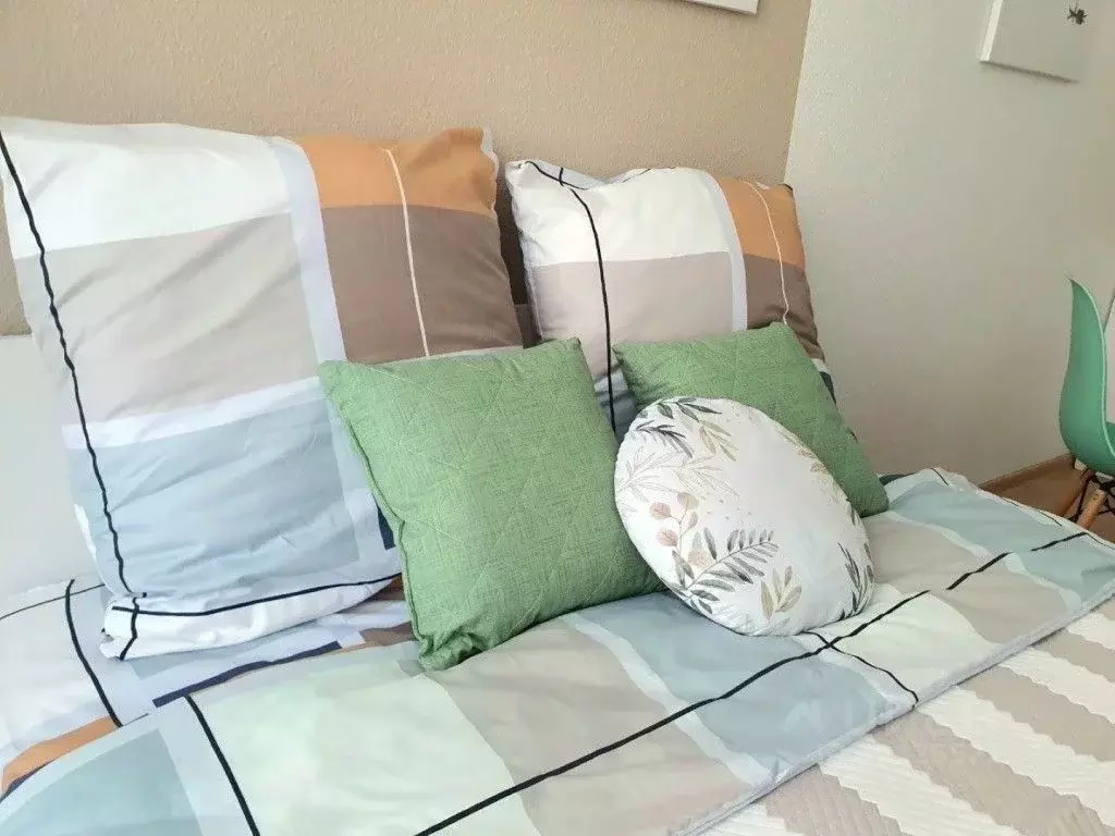 1-к кв. Свердловская область, Екатеринбург ул. Дорожная, 14 (25.0 м) - Фото 1