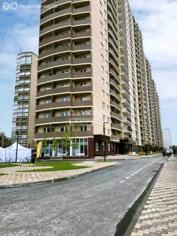 3-комнатная квартира: Краснодар, микрорайон имени Петра Метальникова, ... - Фото 2