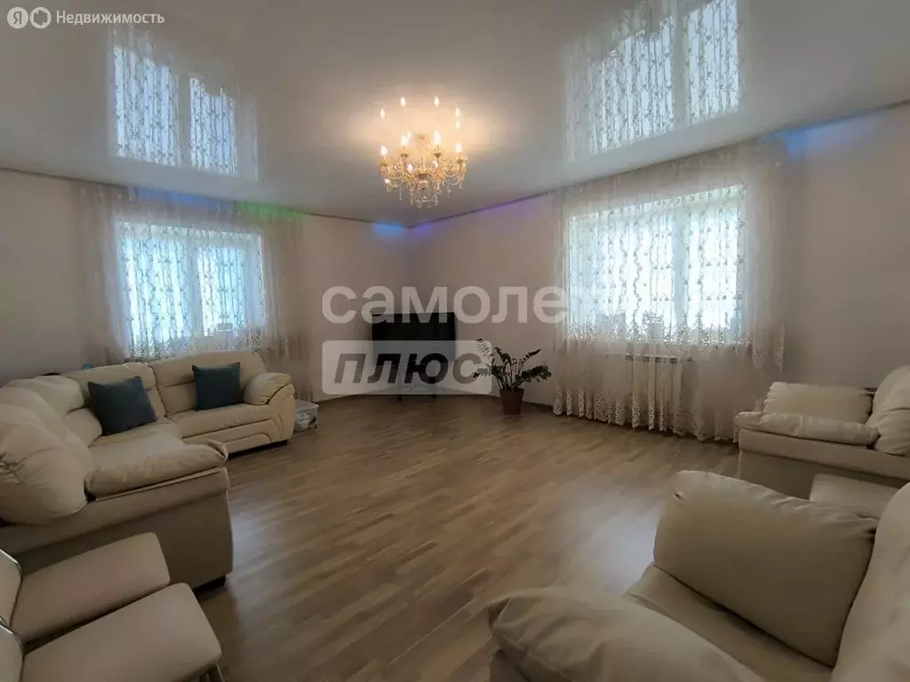 3-комнатная квартира: Омск, улица Перелёта, 18 (101.5 м) - Фото 1