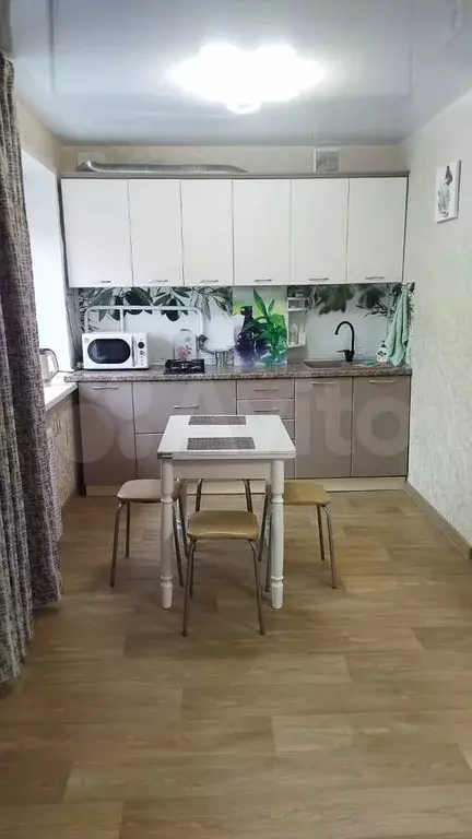 3-к. квартира, 55 м, 2/5 эт. - Фото 0