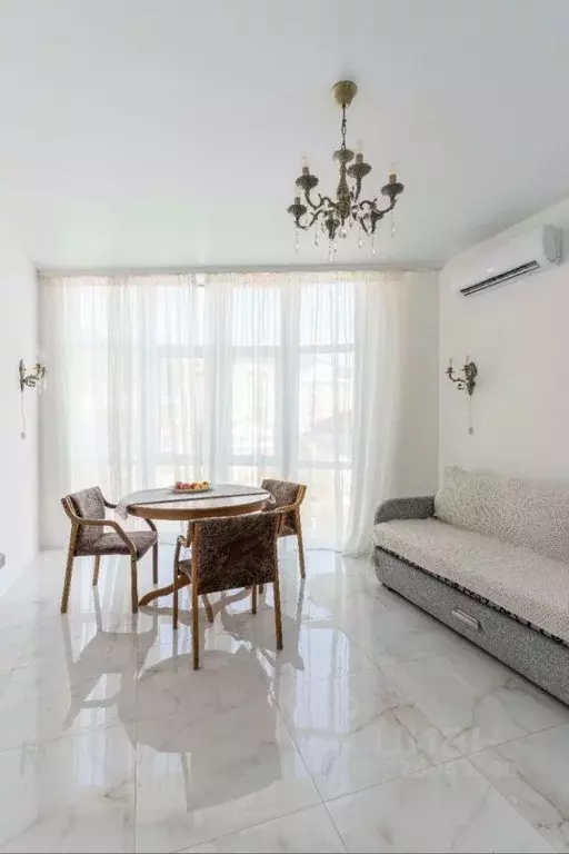 1-к кв. Краснодарский край, Геленджик ул. Мира, 44лит1 (54.0 м) - Фото 1