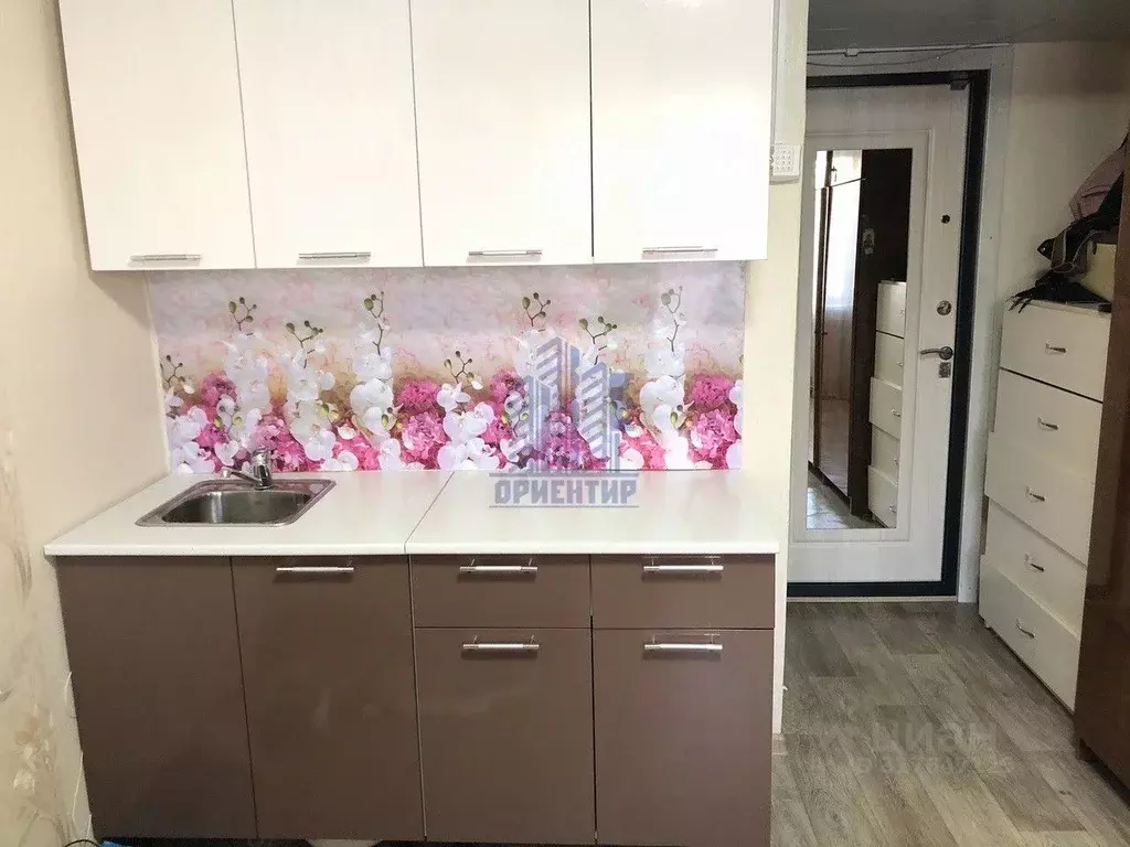 Комната Чувашия, Чебоксары просп. Мира, 84 (13.5 м) - Фото 1
