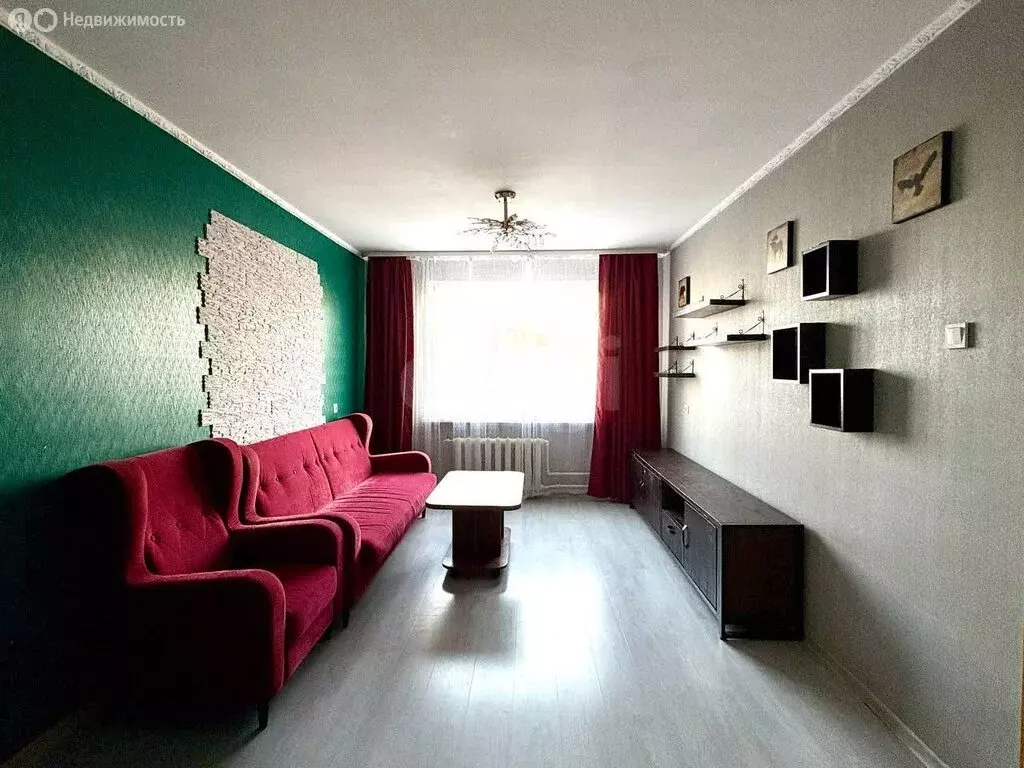 3-комнатная квартира: Калининград, улица Лилии Иванихиной, 5 (64 м) - Фото 1