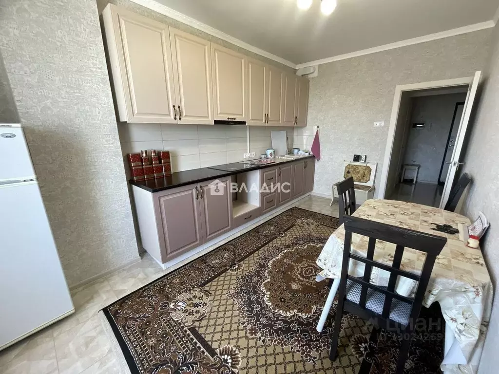 1-к кв. Белгородская область, Белгород ул. Есенина, 15 (41.8 м) - Фото 2