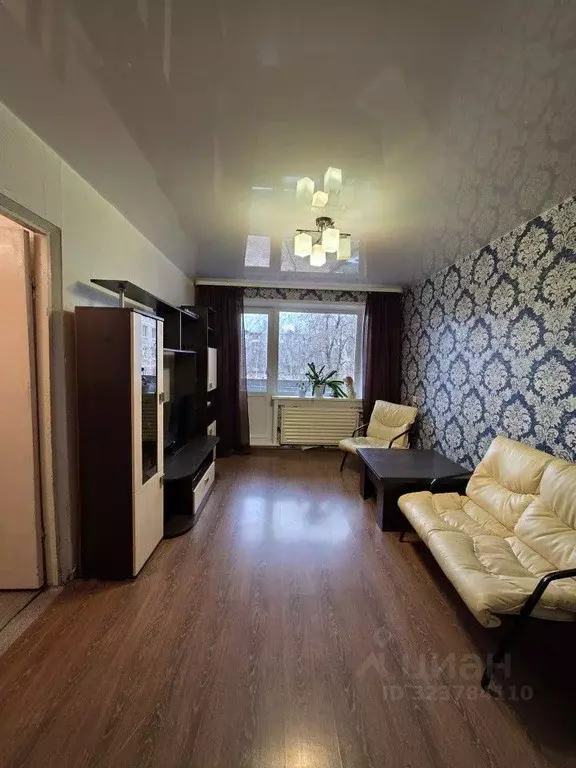 2-к кв. Пермский край, Пермь ул. Репина, 63 (43.4 м) - Фото 0