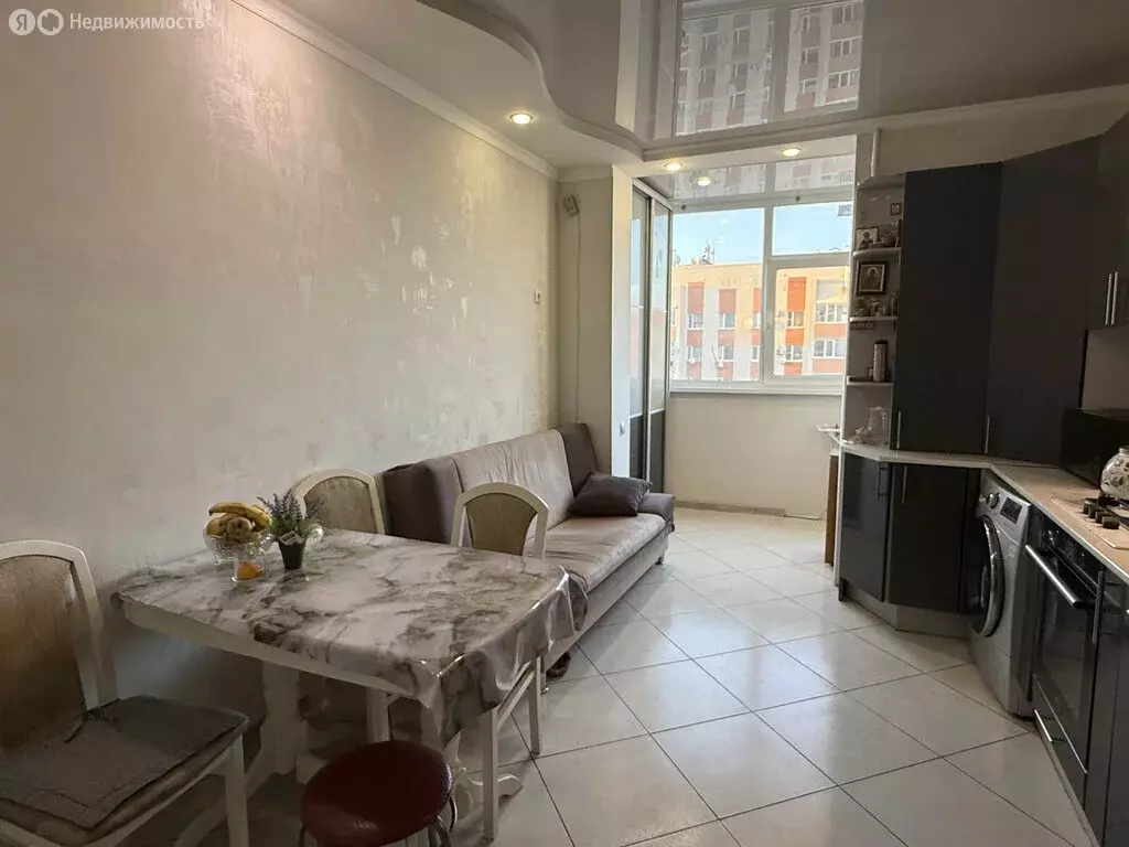 3-комнатная квартира: Ставрополь, улица Тухачевского, 26/2 (90 м) - Фото 2