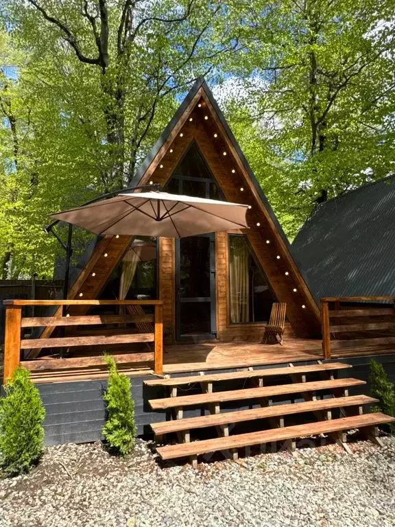 Дом в Карачаево-Черкесия, Зеленчукский район, с. Архыз  (50 м) - Фото 1