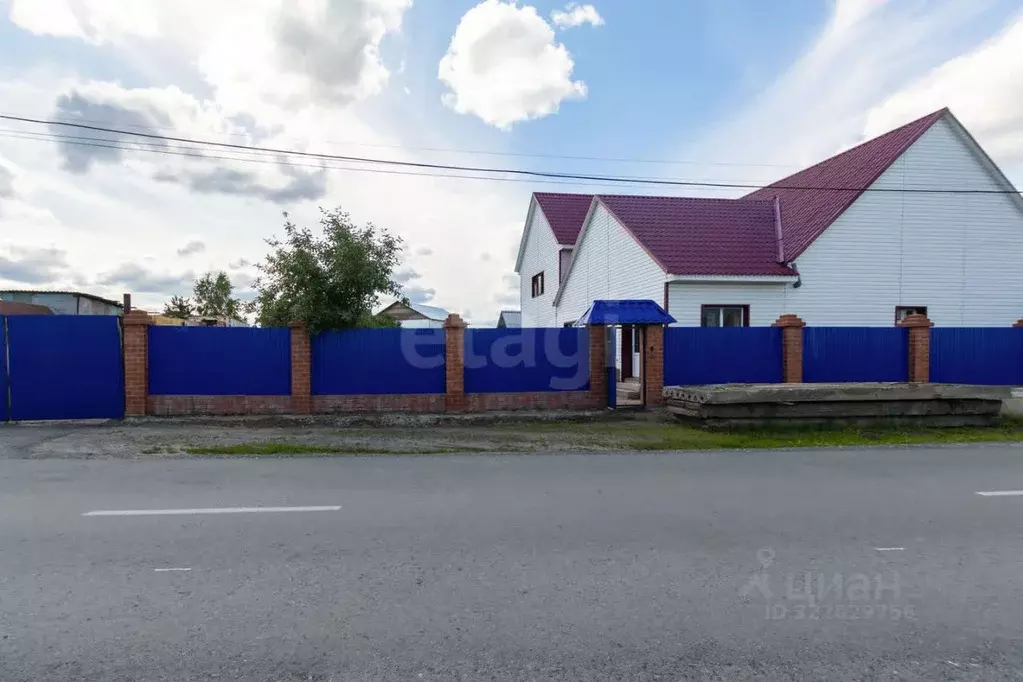 Дом в Тюменская область, Тюменский муниципальный округ, с. Яр ул. ... - Фото 1