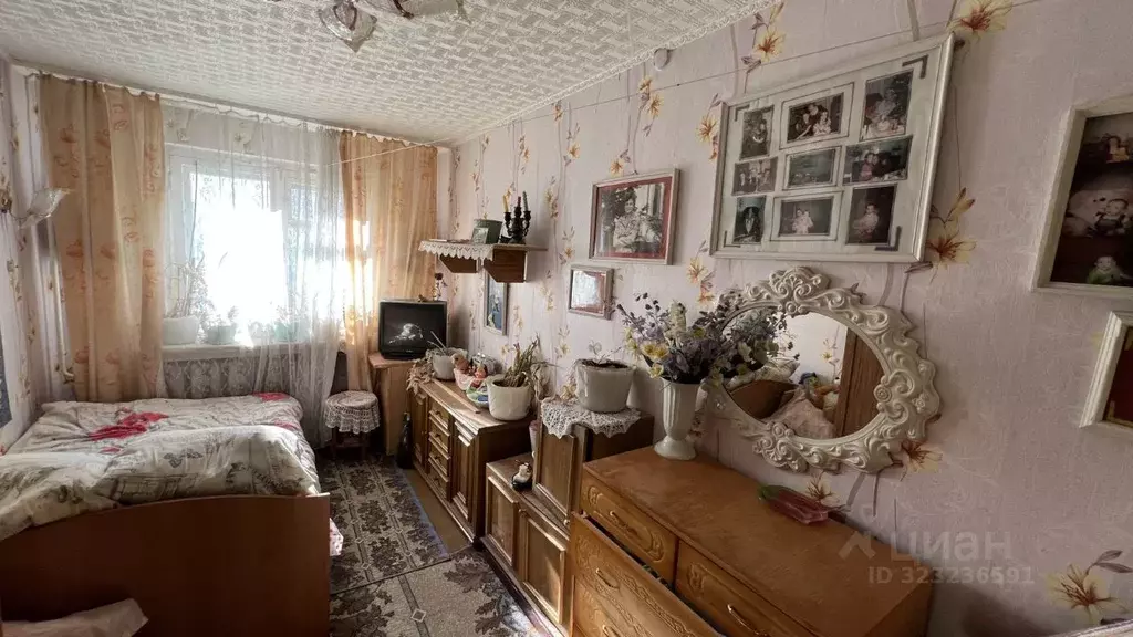 2-к кв. Алтайский край, Барнаул ул. Антона Петрова, 230 (43.4 м) - Фото 1