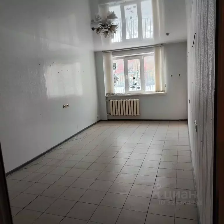 Помещение свободного назначения в Свердловская область, Первоуральск ... - Фото 1