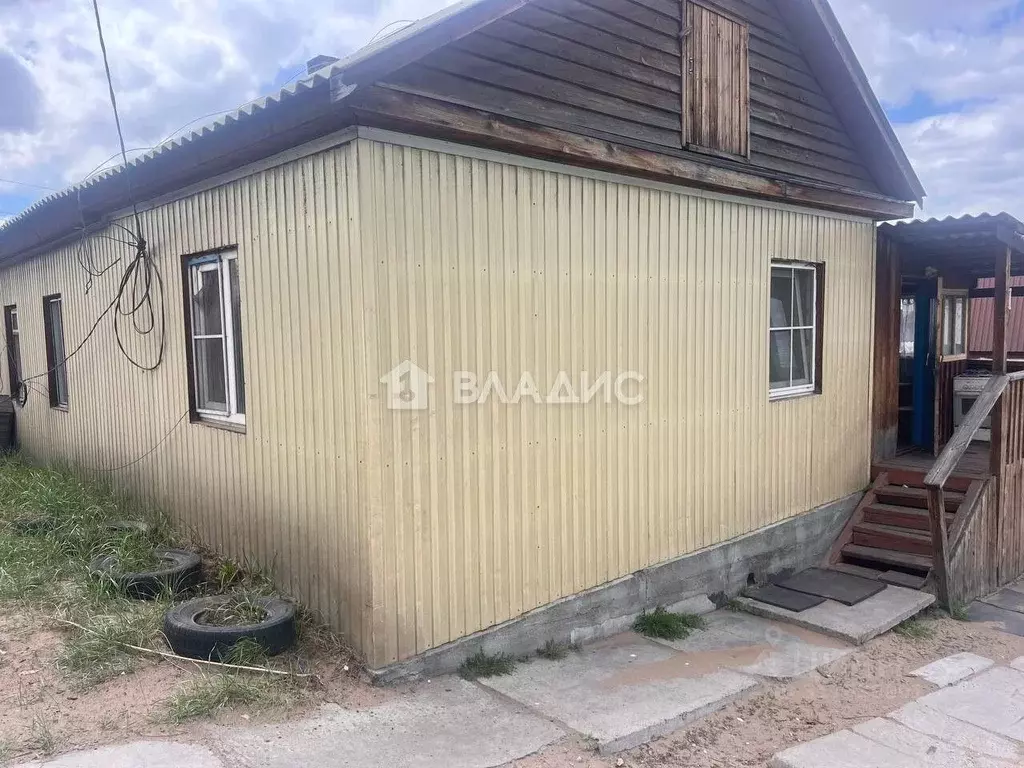 Дом в Бурятия, Улан-Удэ ул. Тулаева, 91 (55 м) - Фото 0