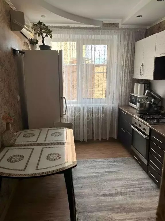 2-к кв. Волгоградская область, Волгоград Изобильная ул., 4 (50.6 м) - Фото 0