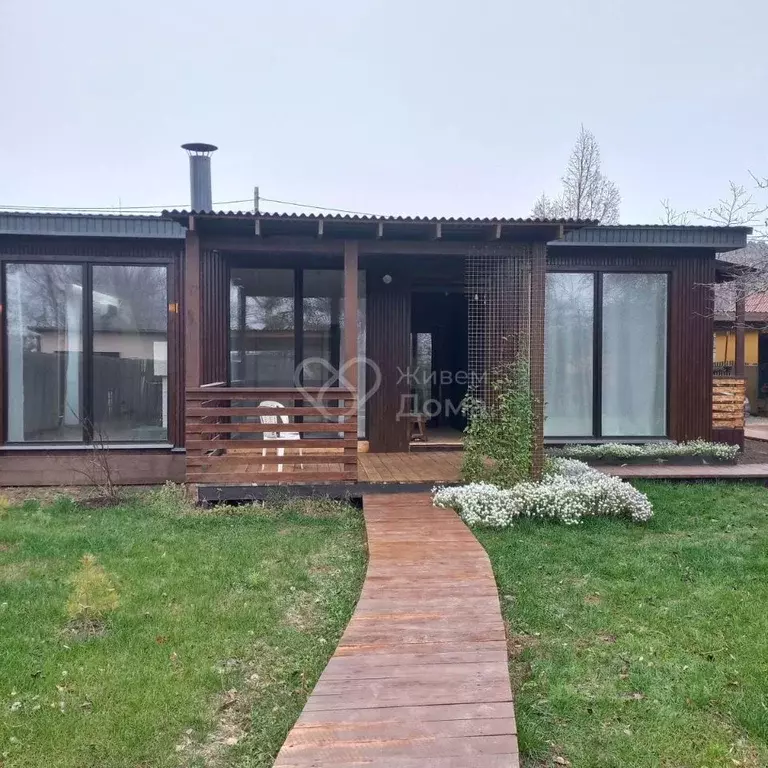 Дом в Волгоградская область, Волжский Дружба СНТ, ул. Вишневая (101 м) - Фото 2