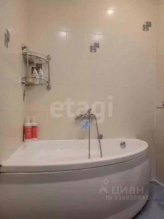 2-к кв. Брянская область, Брянск ул. 3 Июля, 14 (64.8 м) - Фото 0