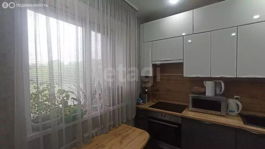 2-комнатная квартира: Ялуторовск, улица Карбышева, 11 (40 м) - Фото 0
