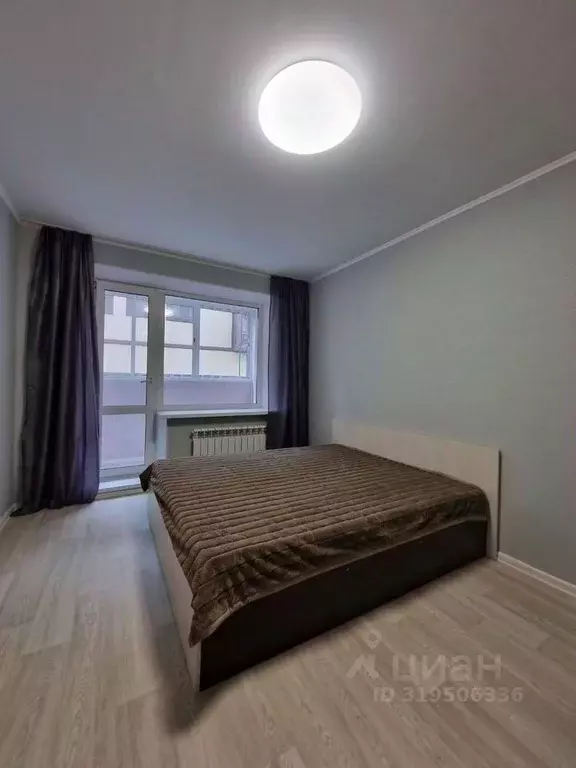 1-к кв. Хабаровский край, Хабаровск ул. Радищева, 7 (50.0 м) - Фото 0