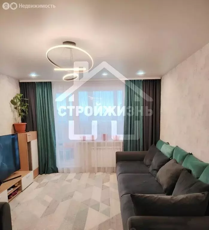 3-комнатная квартира: Екатеринбург, улица Учителей, 26 (64 м) - Фото 0