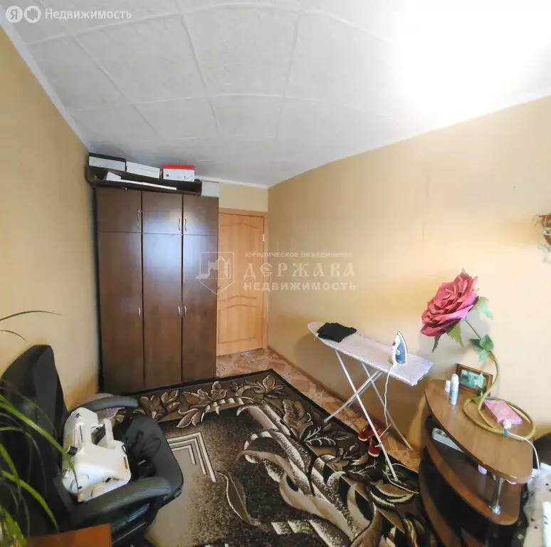 3-комнатная квартира: Берёзовский, улица Кирова, 7 (55 м) - Фото 1
