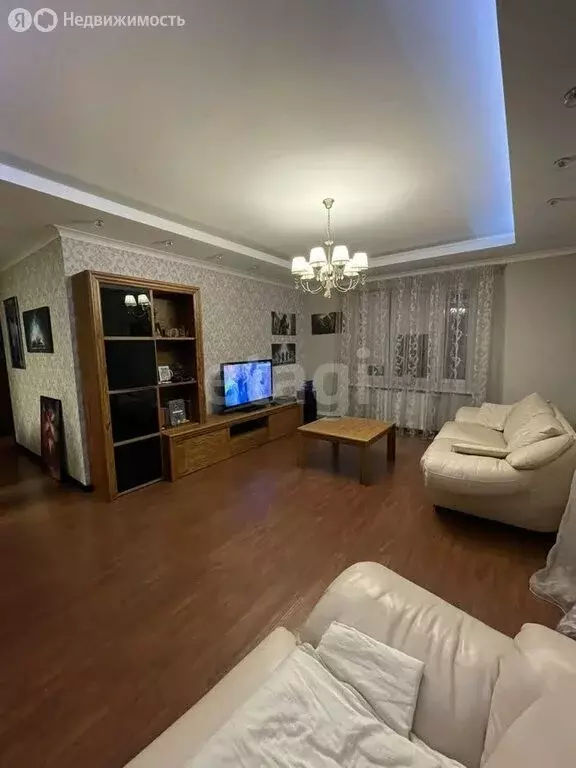 3-комнатная квартира: Калининград, Корабельная улица, 1 (107.5 м) - Фото 1
