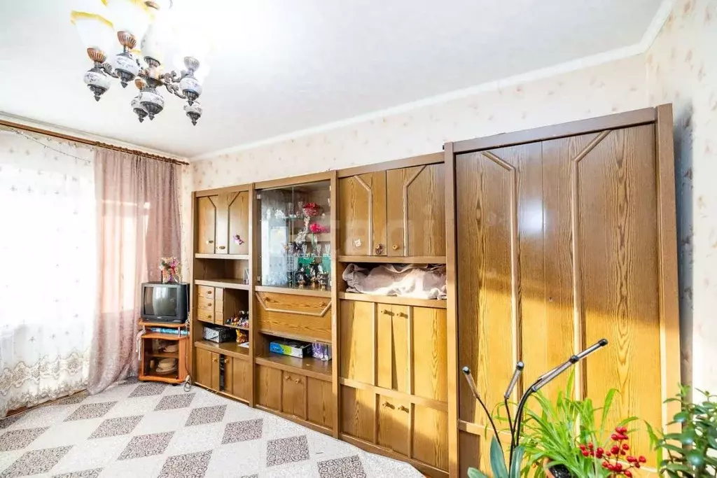 2-к кв. Ханты-Мансийский АО, Сургут ул. 30 лет Победы, 5 (53.2 м) - Фото 1