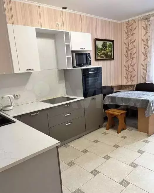 1-к. квартира, 44 м, 3/19 эт. - Фото 0