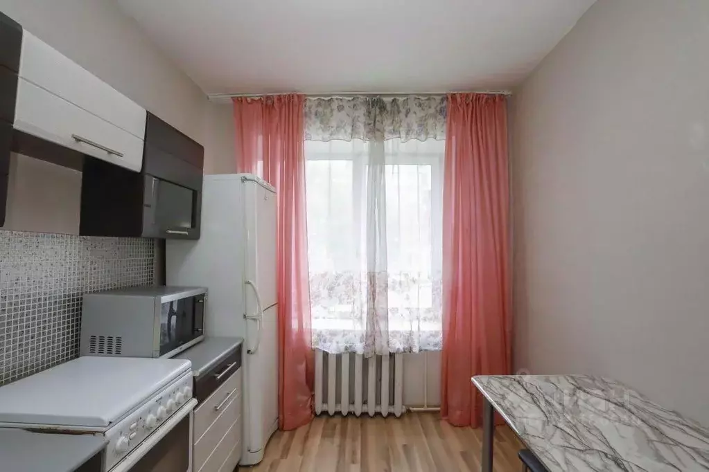 1-к кв. Иркутская область, Иркутск Дальневосточная ул., 138 (37.0 м) - Фото 1
