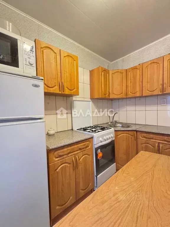 2-к кв. Саратовская область, Балаково ул. Набережная Леонова, 18 (45.0 ... - Фото 2