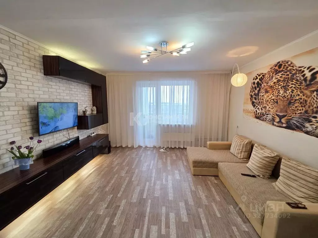 1-к кв. Челябинская область, Чебаркуль Октябрьская ул., 9Б (40.4 м) - Фото 1