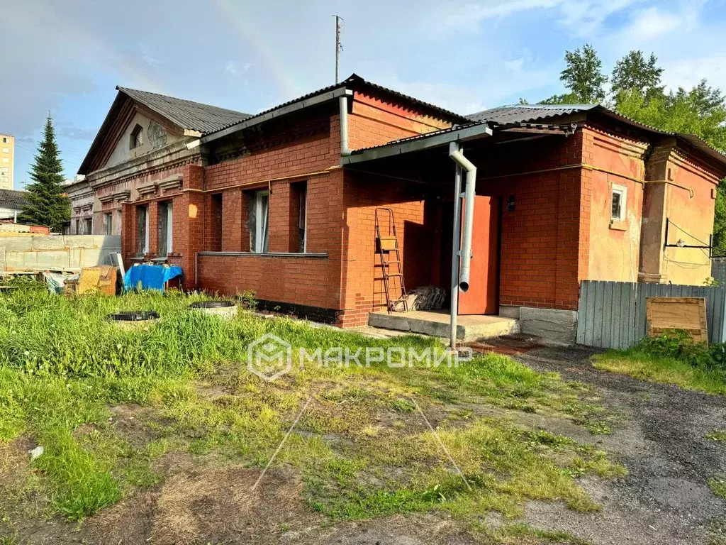 Дом в Челябинская область, Челябинск ул. Суркова, 12 (58 м) - Фото 0