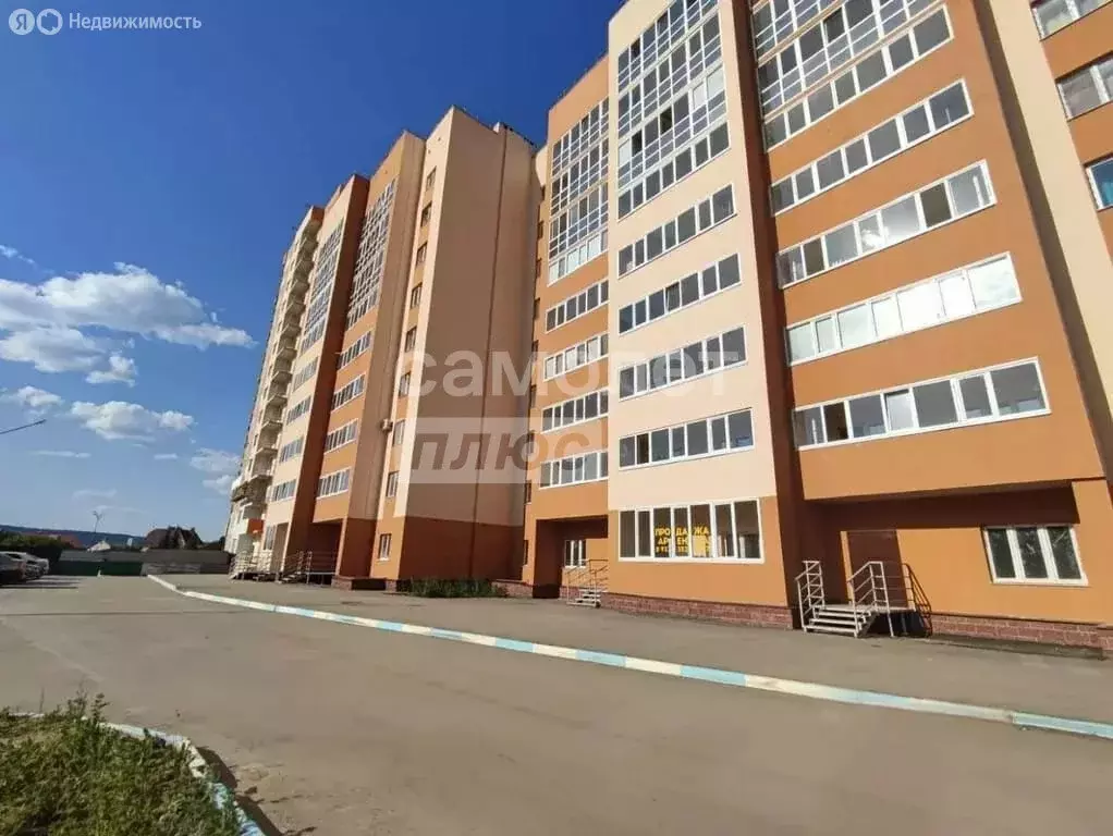 2-комнатная квартира: Октябрьский, улица Клинова, 9 (67.7 м) - Фото 1