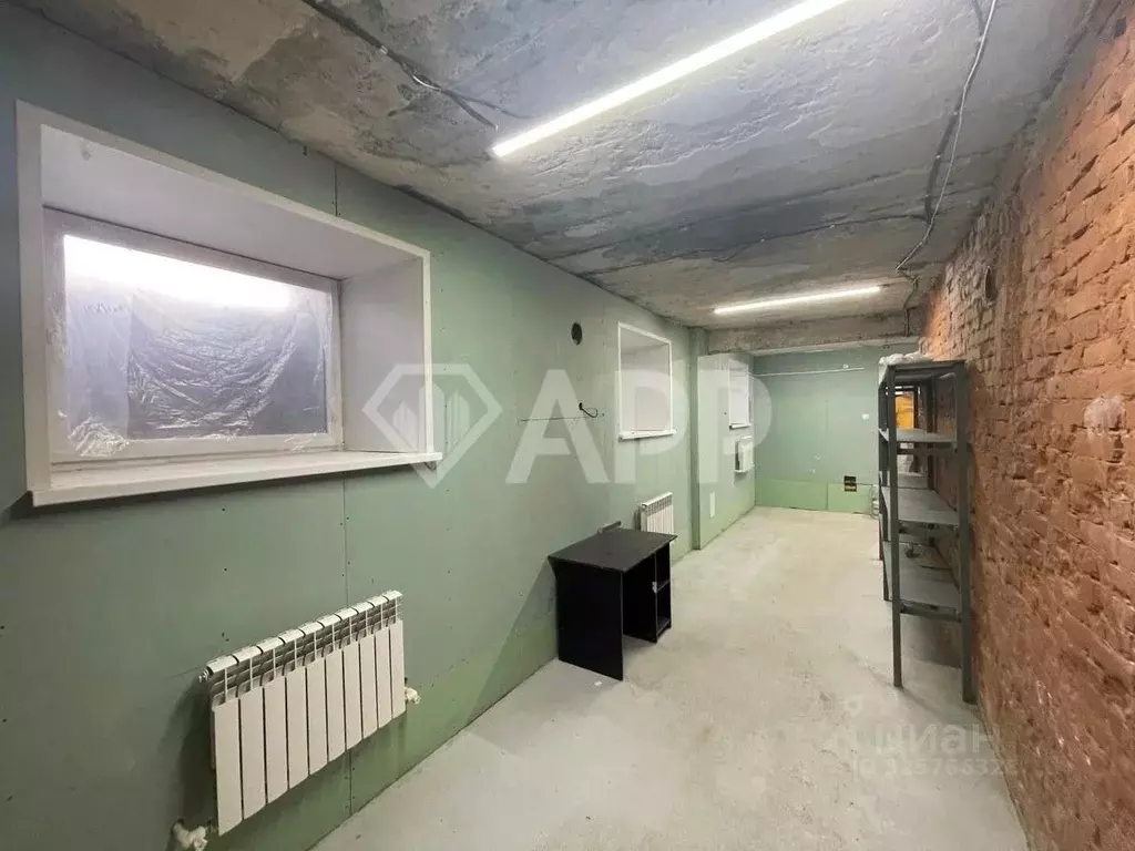Помещение свободного назначения в Татарстан, Казань ул. Декабристов, ... - Фото 1