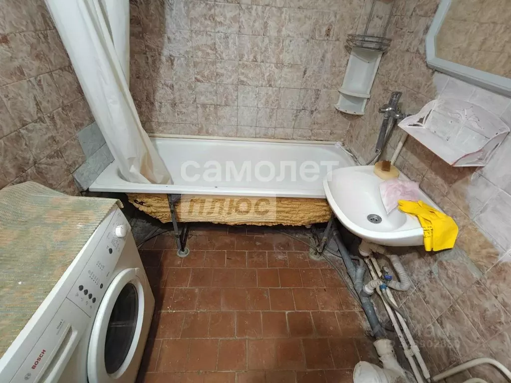 3-к кв. Ханты-Мансийский АО, Когалым Ленинградская ул., 35 (62.0 м) - Фото 2