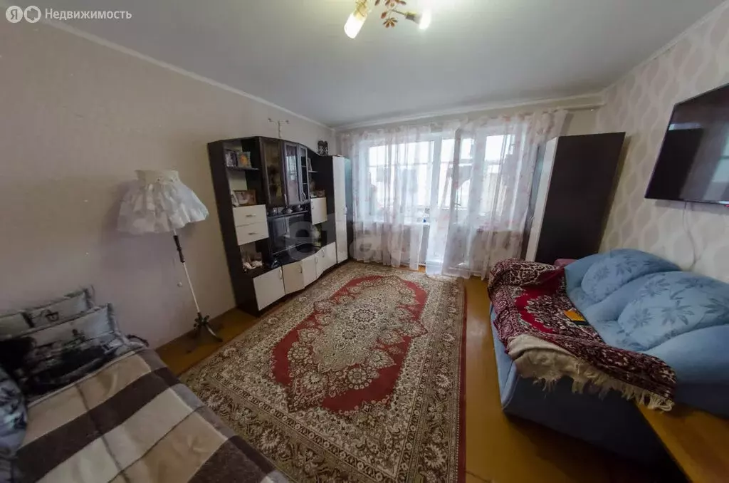 3-комнатная квартира: Шадринск, улица Автомобилистов, 84А (58.4 м) - Фото 1