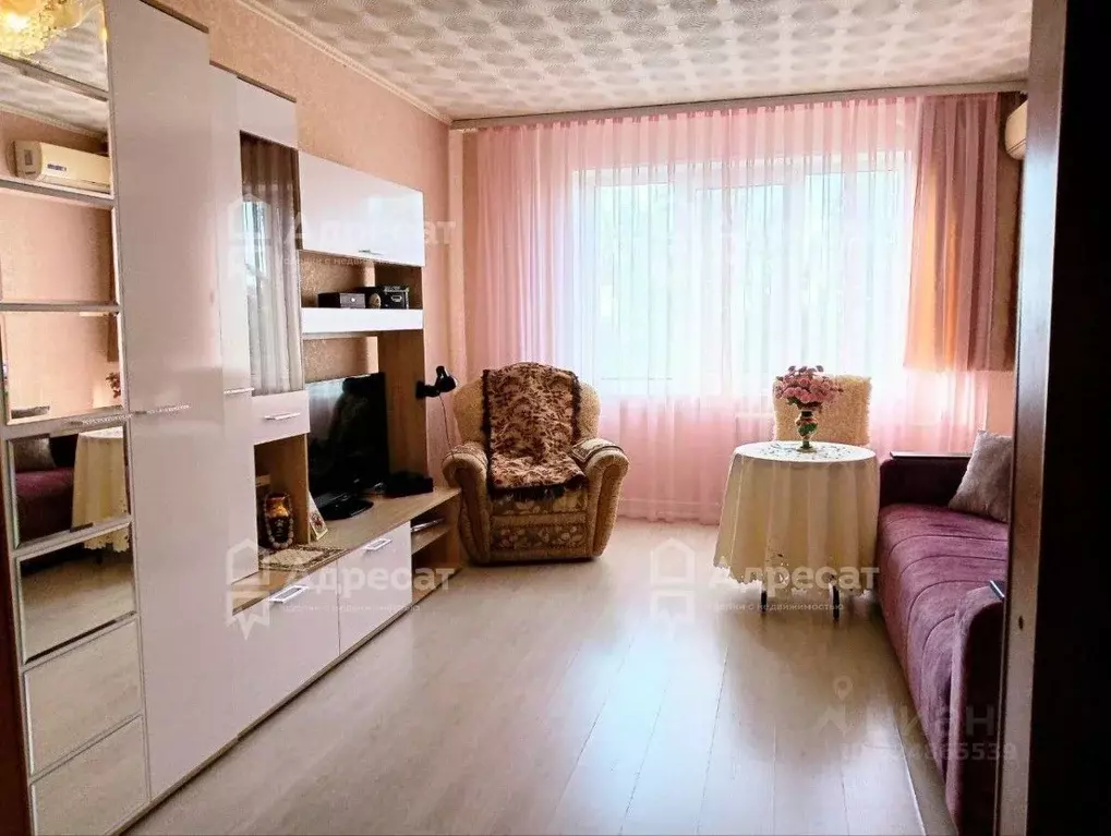 3-к кв. Волгоградская область, Волжский ул. Александрова, 41 (63.8 м) - Фото 1