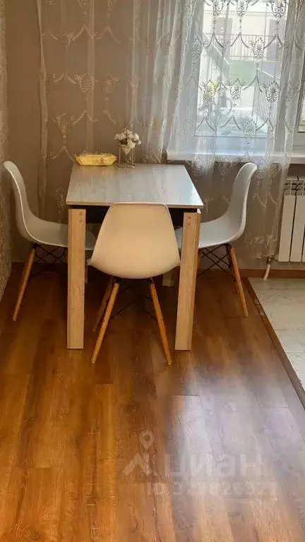 1-к кв. Сахалинская область, Южно-Сахалинск Больничная ул., 2к4 (40.0 ... - Фото 1