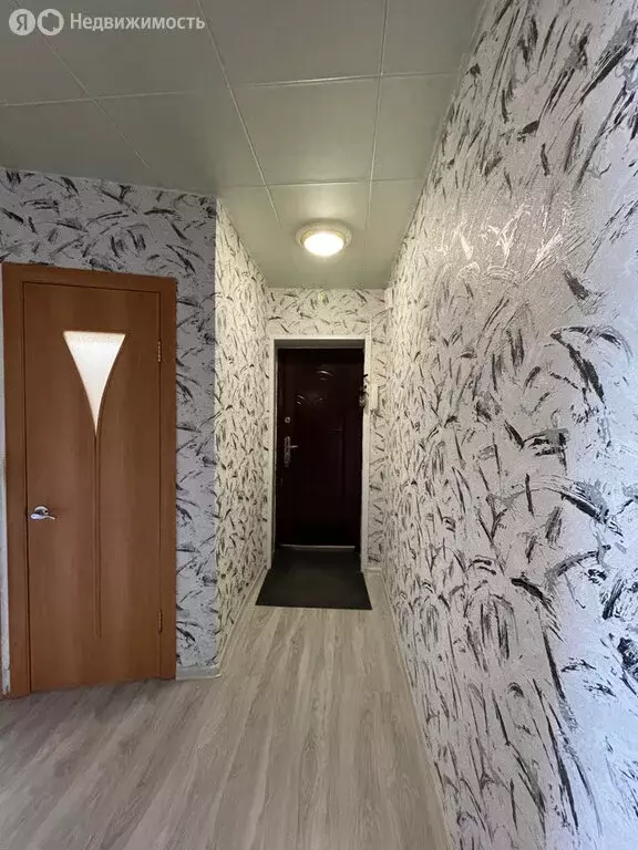 2-комнатная квартира: Валдай, улица Победы, 82 (46.5 м) - Фото 0